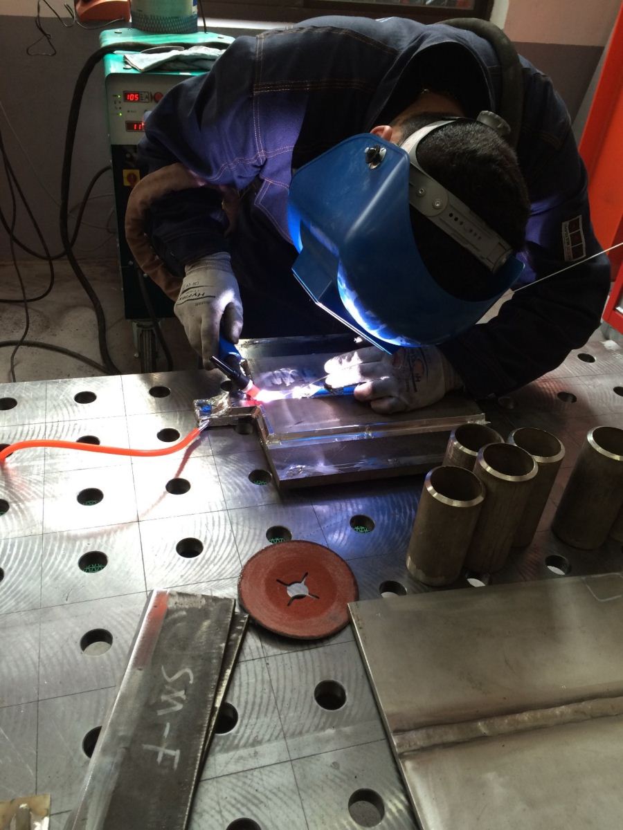 请问我的电焊特种设备作业人员证这些代码代表